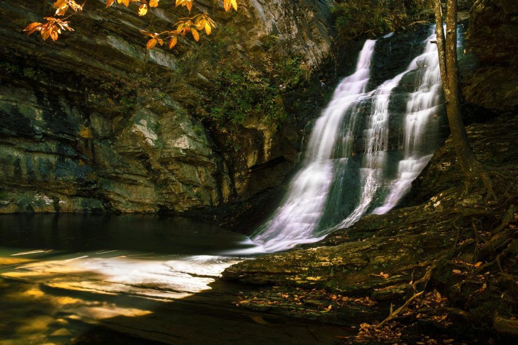 hanging rock state park cascade falls