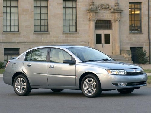 2004 Saturn Ion ION 2