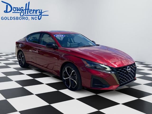 2025 Nissan Altima SR