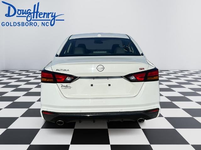 2025 Nissan Altima SR