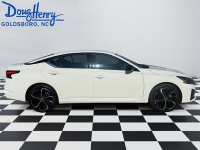 2025 Nissan Altima SR