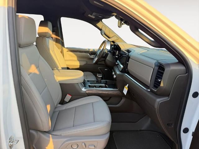 2026 GMC Sierra 1500 SLT - Photo 15