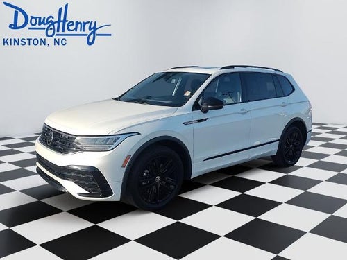 2022 Volkswagen Tiguan SE R-Line Black