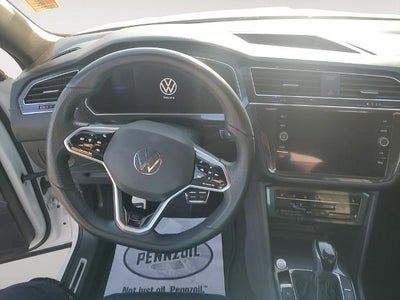 2022 Volkswagen Tiguan SE R-Line Black