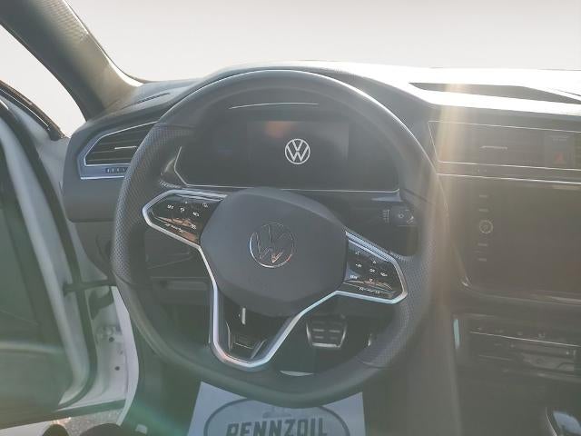 2022 Volkswagen Tiguan SE R-Line Black