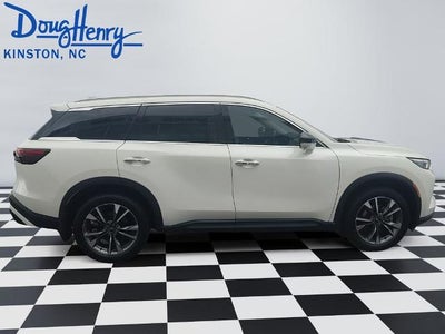 2023 INFINITI QX60 LUXE