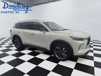 2023 INFINITI QX60 LUXE