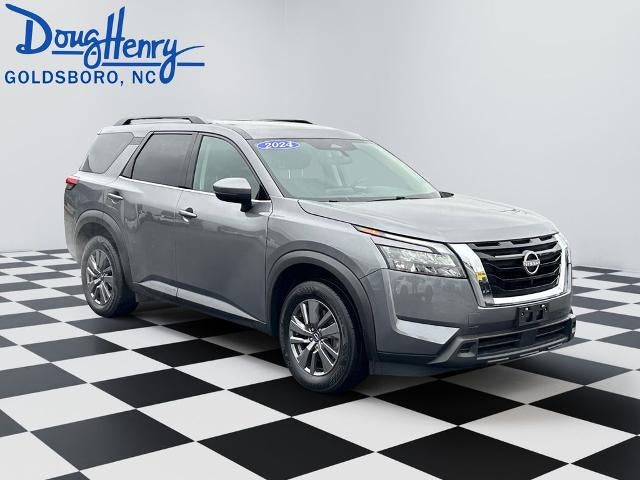 2024 Nissan Pathfinder SV