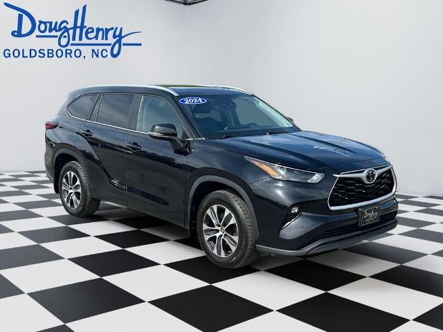 2024 Toyota Highlander LE