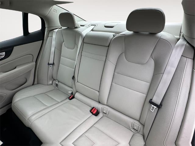 2024 Volvo S60 Core Dark Theme