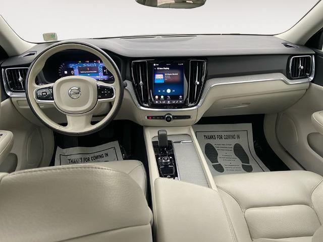 2024 Volvo S60 Plus Dark Theme