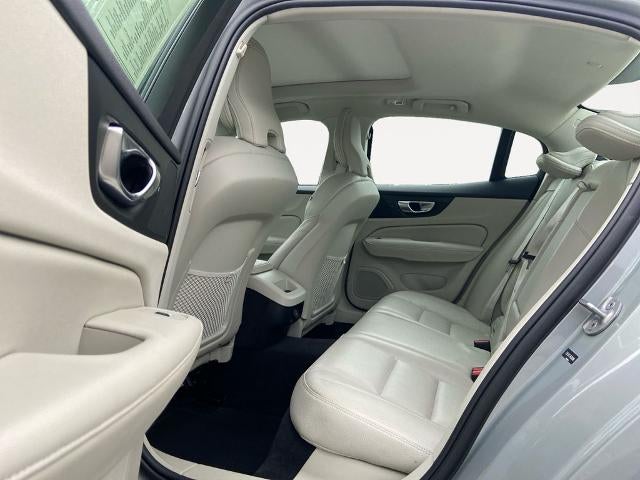 2024 Volvo S60 Plus Dark Theme