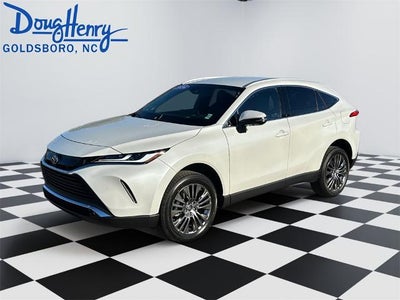 2024 Toyota Venza LE