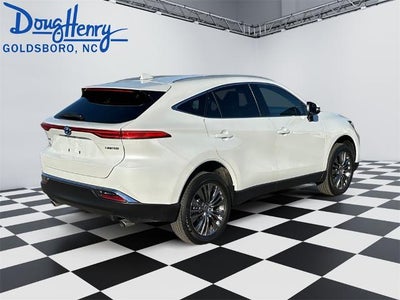 2024 Toyota Venza LE