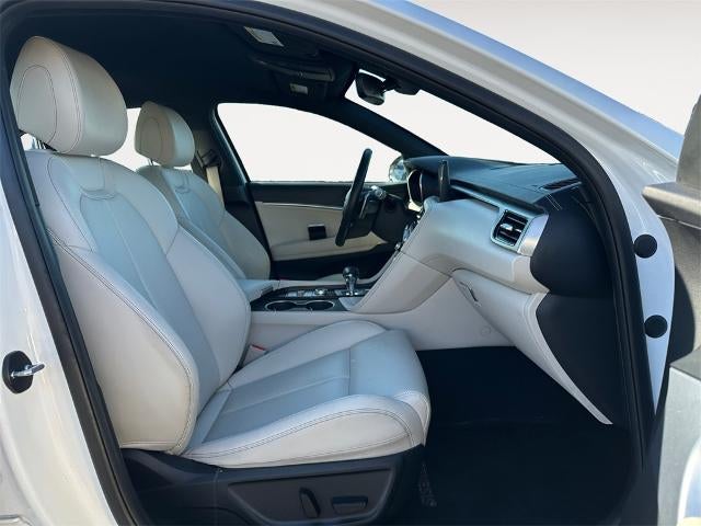 2024 Genesis G70 2.5T