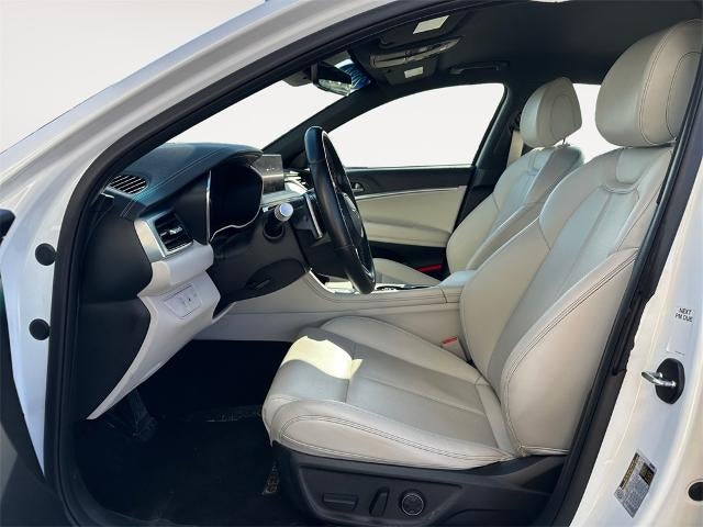 2024 Genesis G70 2.5T