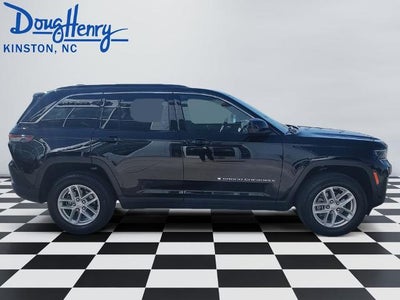 2024 Jeep Grand Cherokee Laredo 4x4
