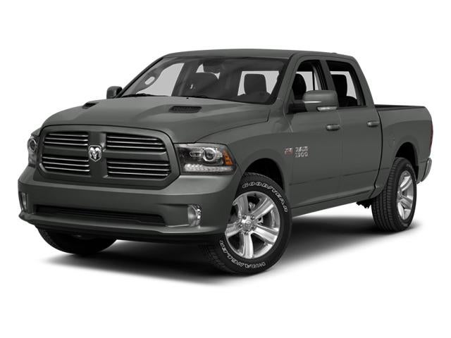 2013 RAM 1500 2WD Crew Cab 6.4 Ft Box Laramie