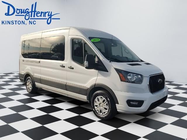 2023 Ford Transit Passenger Wagon T-350 148" Med Roof XLT RWD