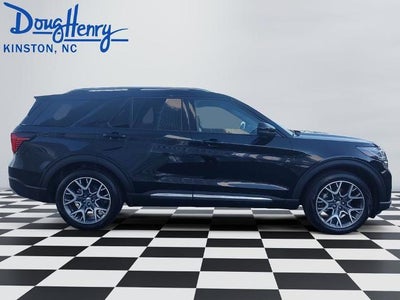 2025 Ford Explorer Platinum RWD