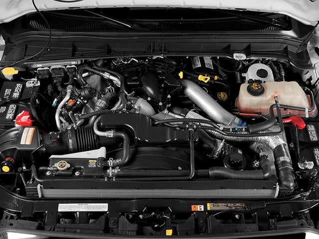 2014 Ford Super Duty F-350 DRW 4WD Crew Cab 8 Ft Box Lariat