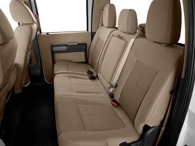 2014 Ford Super Duty F-350 DRW 4WD Crew Cab 8 Ft Box Lariat