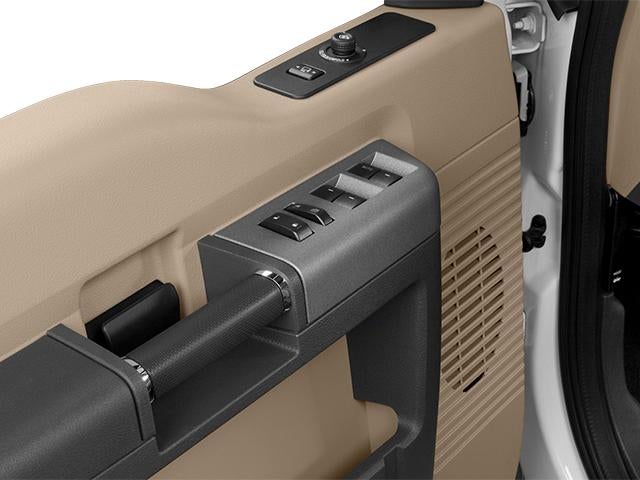 2014 Ford Super Duty F-350 DRW 4WD Crew Cab 8 Ft Box Lariat