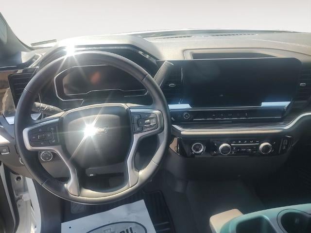2022 Chevrolet Silverado 1500 Crew Cab Short Box 4-Wheel Drive LT 2FL