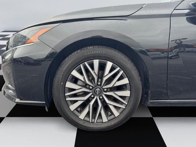 2024 Nissan Altima 2.5 SV Sedan