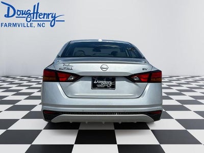 2024 Nissan Altima 2.5 SV Sedan
