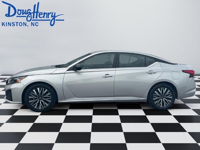 2024 Nissan Altima 2.5 SV Sedan