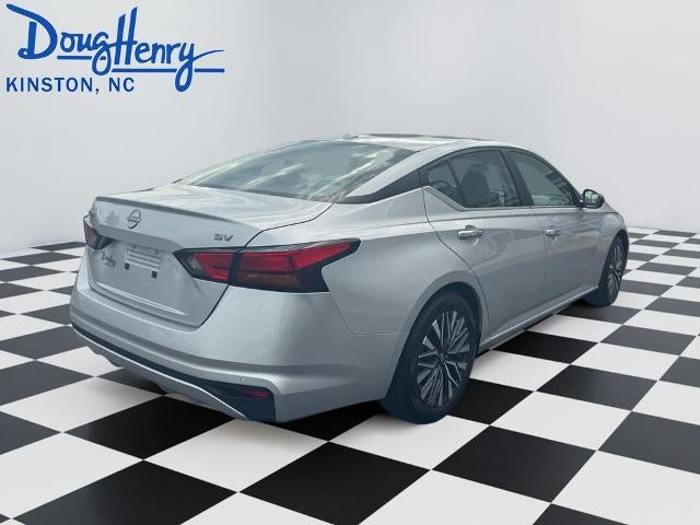 2024 Nissan Altima 2.5 SV Sedan