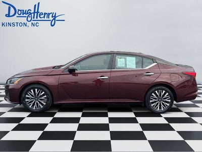 2024 Nissan Altima 2.5 SV Sedan