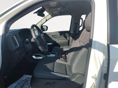 2024 Nissan Frontier Crew Cab 4x2 SV
