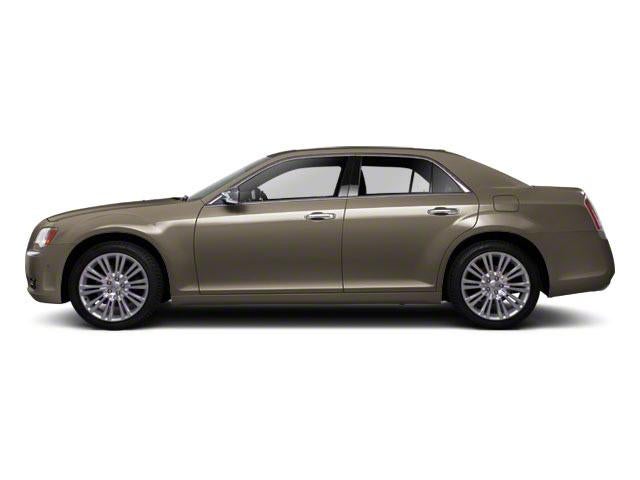2012 Chrysler 300 4dr Sdn V8 SRT8 RWD