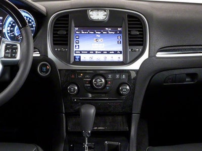 2012 Chrysler 300 4dr Sdn V6 RWD