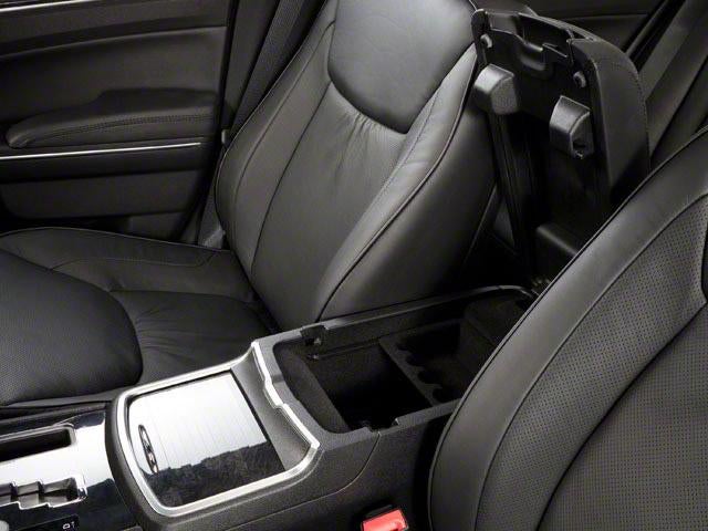 2012 Chrysler 300 4dr Sdn V6 RWD