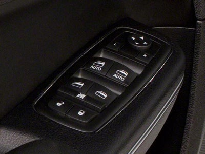 2012 Chrysler 300 4dr Sdn V6 RWD