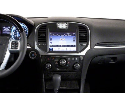 2012 Chrysler 300 4dr Sdn V6 RWD