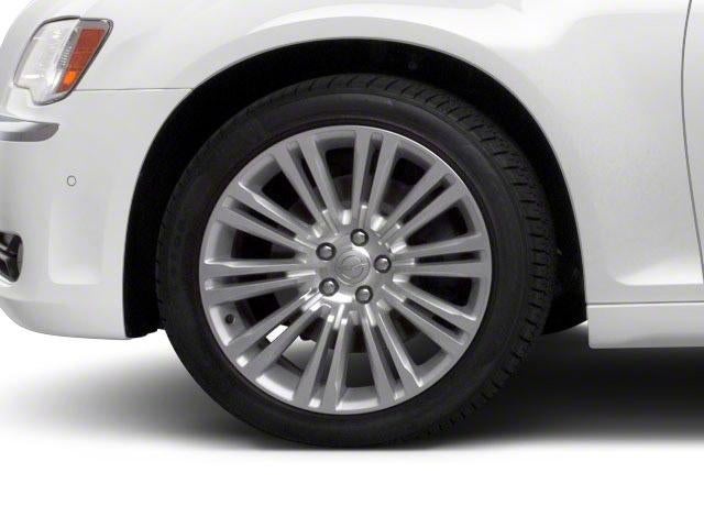 2012 Chrysler 300 4dr Sdn V6 RWD