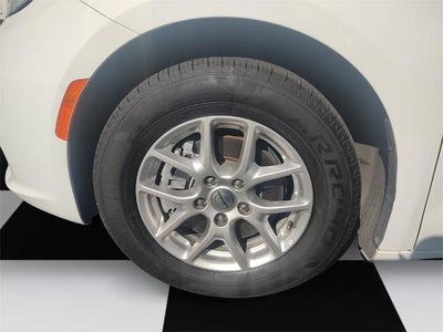 2024 Chrysler Pacifica Touring L FWD