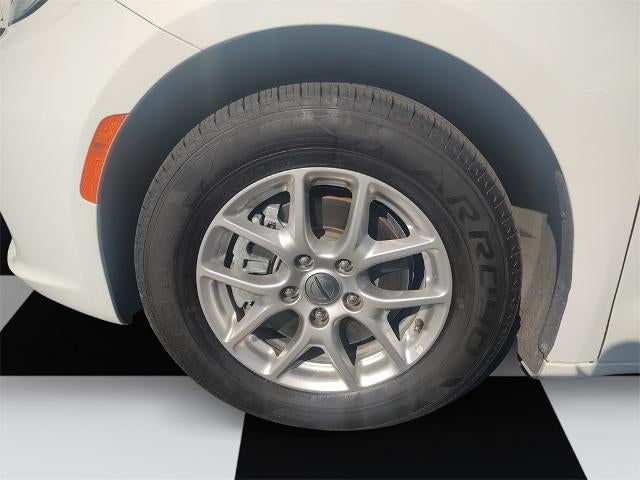 2024 Chrysler Pacifica Touring L FWD