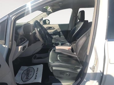 2024 Chrysler Pacifica Touring L FWD