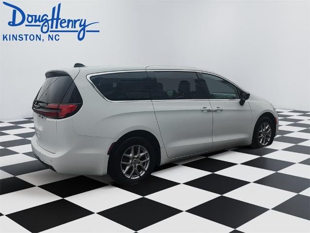 2024 Chrysler Pacifica Touring L FWD