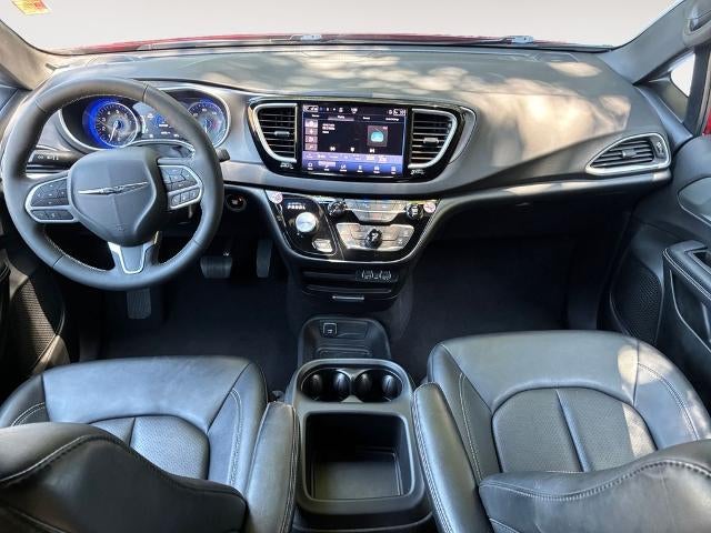 2025 Chrysler Pacifica Select FWD