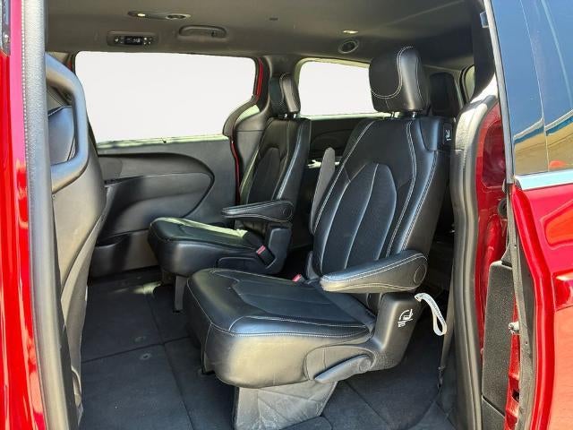 2025 Chrysler Pacifica Select FWD