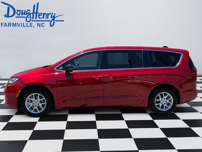 2025 Chrysler Pacifica Select FWD