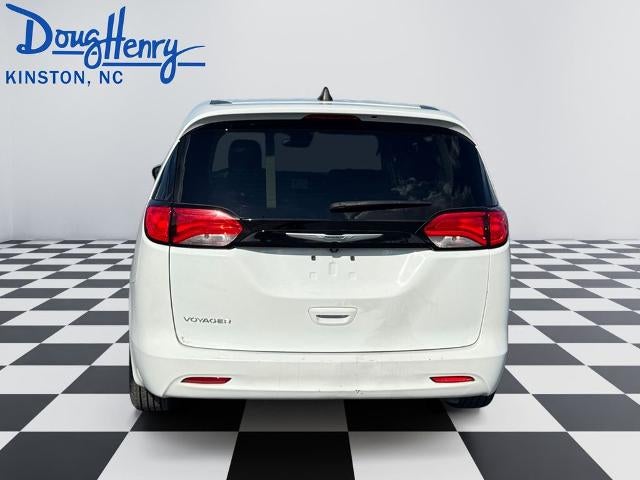 2023 Chrysler Voyager LX FWD