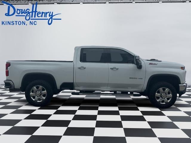 2022 Chevrolet Silverado 2500 HD Crew Cab Standard Box 4-Wheel Drive LTZ