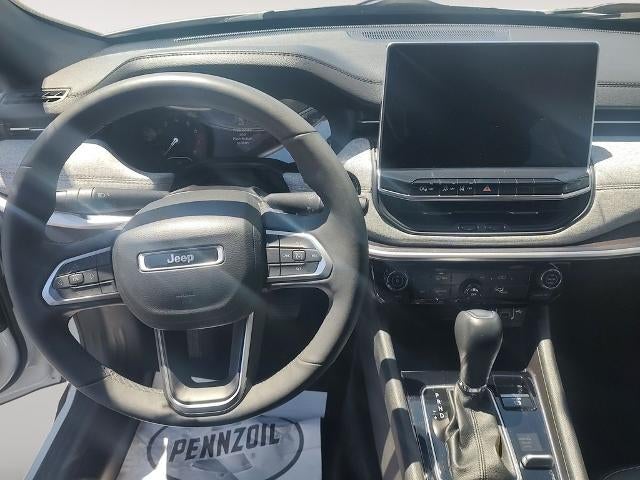 2023 Jeep Compass Latitude Lux 4x4